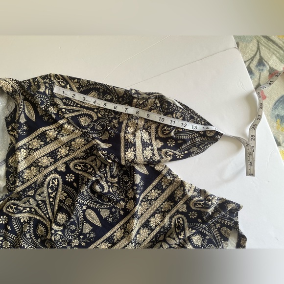 A.jesdani Women’s Top Blouse Plus 2XL Geometric 3/4 Roll Tab Sleeve V Neck - Picture 12 of 14